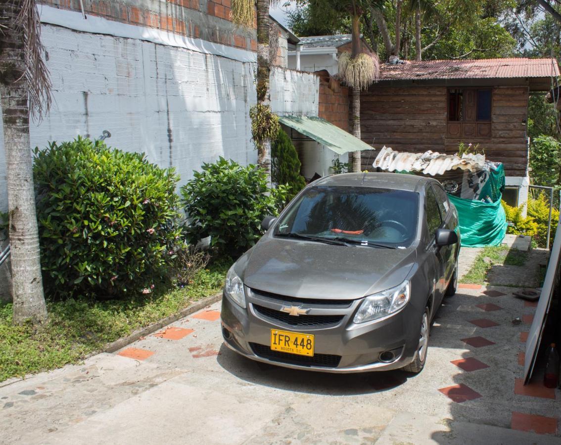 La Cigarra Casa De Huespedes Hotel ซาเลนโต ภายนอก รูปภาพ