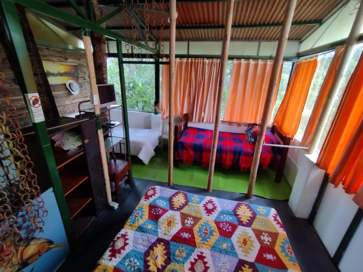 La Cigarra Casa De Huespedes Hotel ซาเลนโต ภายนอก รูปภาพ
