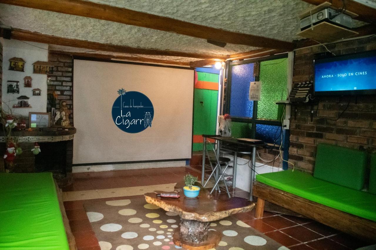 La Cigarra Casa De Huespedes Hotel ซาเลนโต ภายนอก รูปภาพ