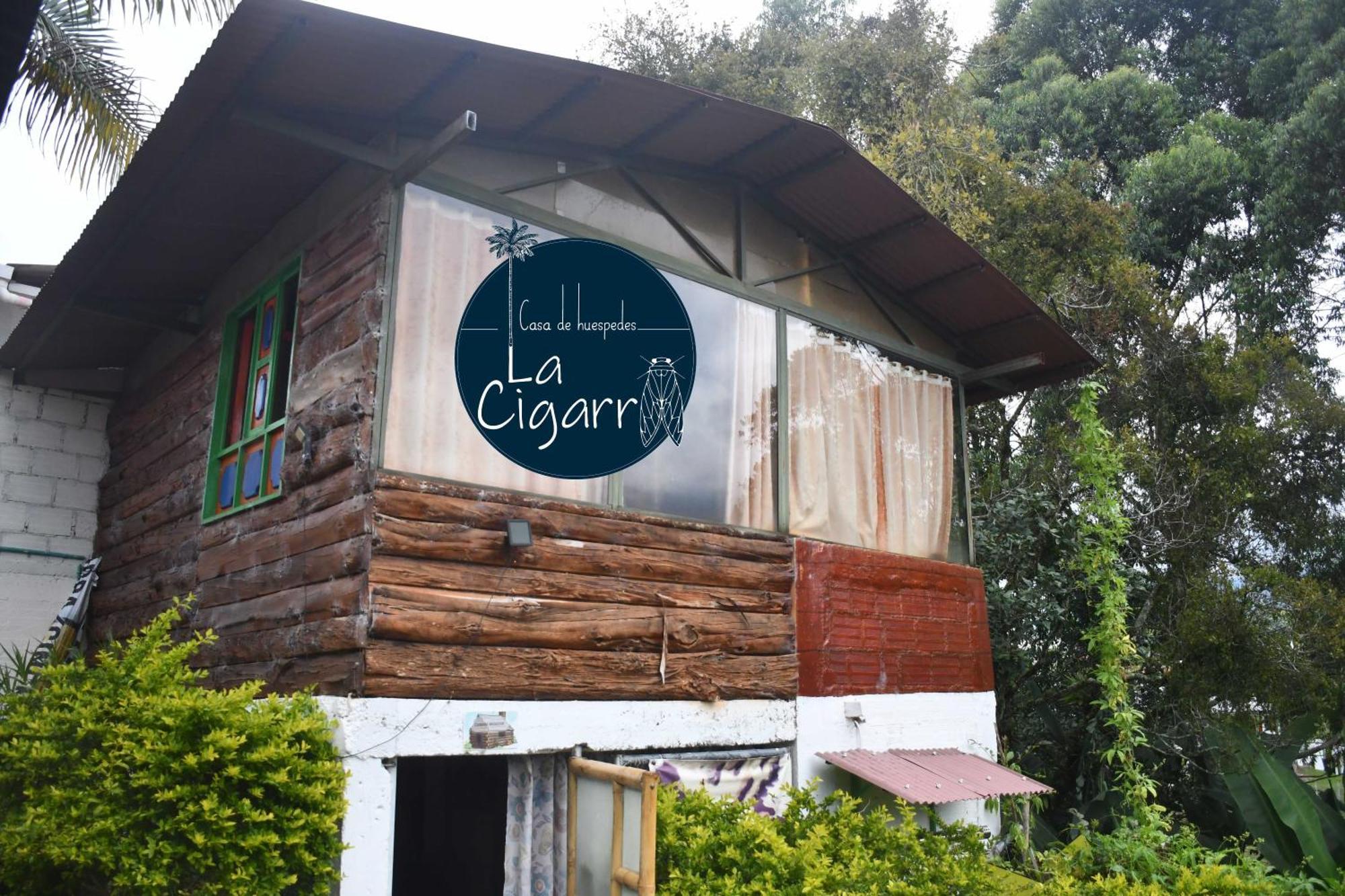 La Cigarra Casa De Huespedes Hotel ซาเลนโต ภายนอก รูปภาพ