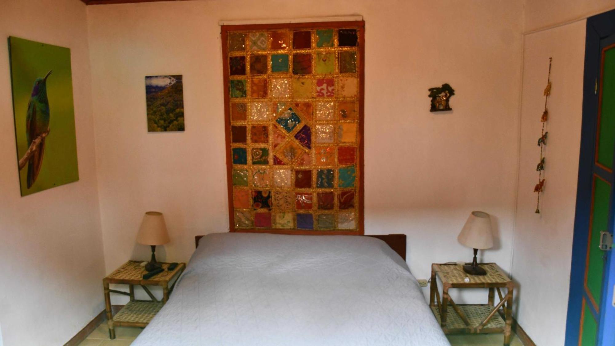 La Cigarra Casa De Huespedes Hotel ซาเลนโต ภายนอก รูปภาพ